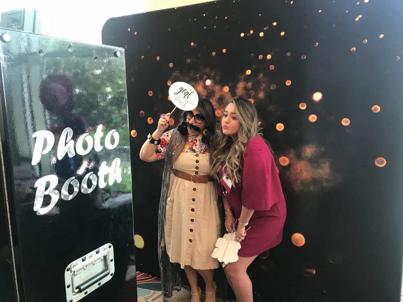 How to Make a Photo Booth that Works Best for Your Events!