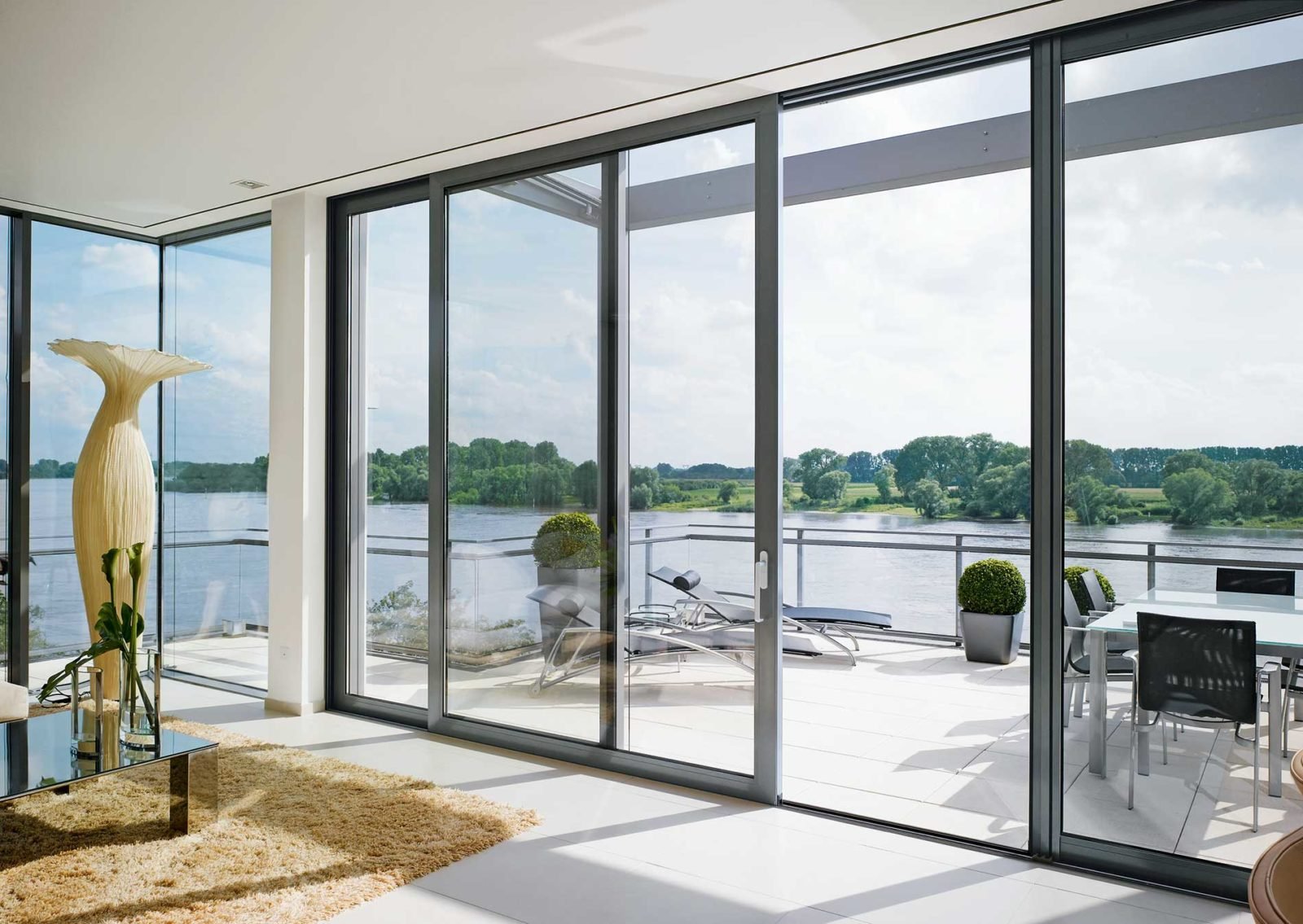 How Double Glazing Windows Can Improve Energy Efficiency in Your Home