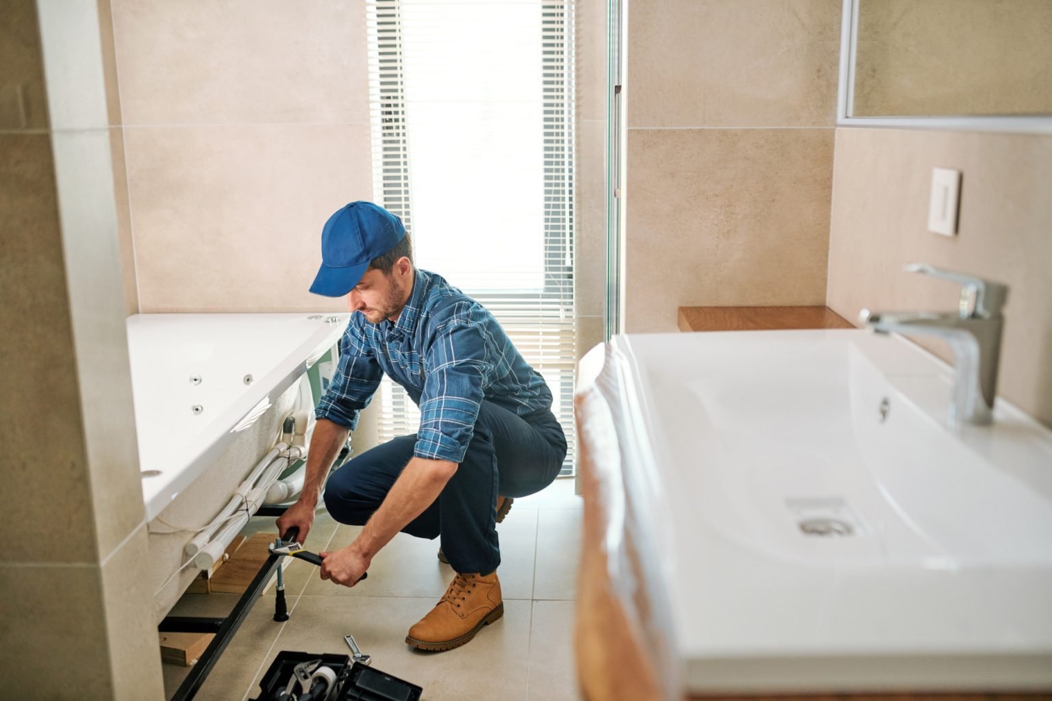 Top Tips on Selecting the Best Plumber for Your Bathroom Makeover